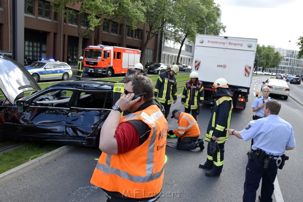 VU PKW Strab Koeln Mitte Caecilienstr Hohe Str P16.JPG - Miklos Laubert